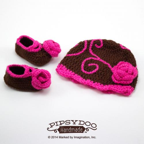 Swirl Beanie With Rose &amp; Gathered Strap Slippers Set